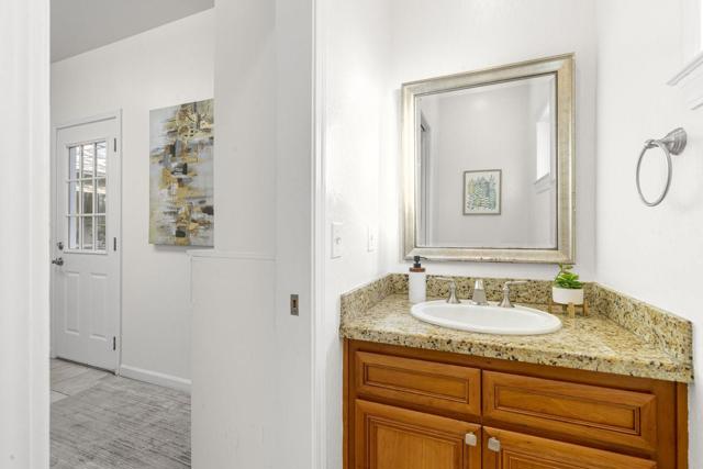 2741 Doverton Square, Mountain View CA: https://media.crmls.org/mediaz/ff624786-2599-45be-88b9-0f85e7821ccc.jpg