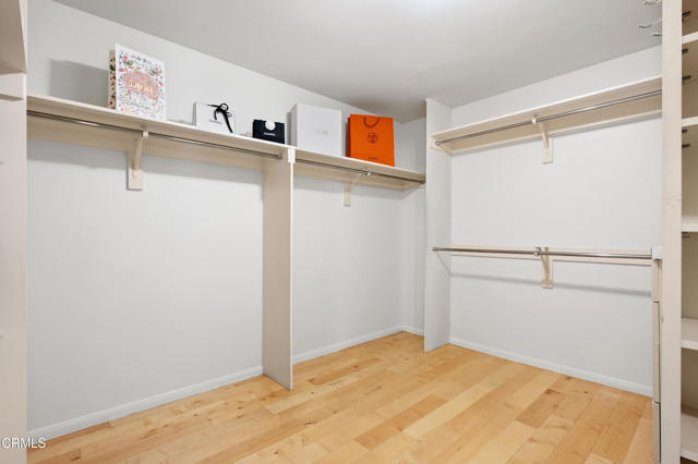 Detail Gallery Image 20 of 37 For 2329 Century Hill, Los Angeles,  CA 90067 - 2 Beds | 2 Baths