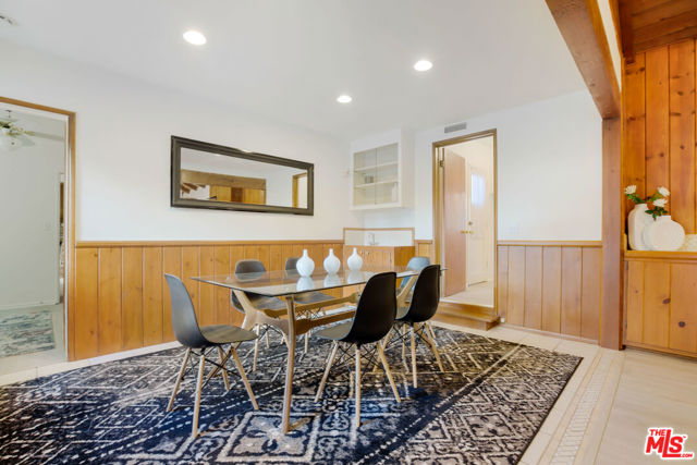 6207 Melba Avenue, Woodland Hills CA: https://media.crmls.org/mediaz/ff6359ad-1deb-4bf7-a861-f0a330f8d1ad.jpg