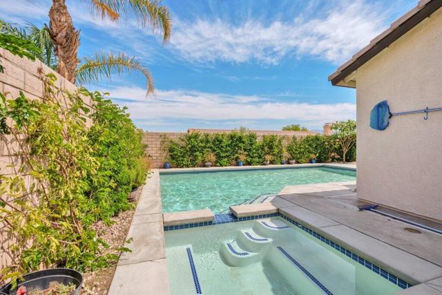78900 Galaxy Drive, La Quinta CA: https://media.crmls.org/mediaz/ff645c44-2bbe-4912-bc3d-00e212eef6fb.jpg