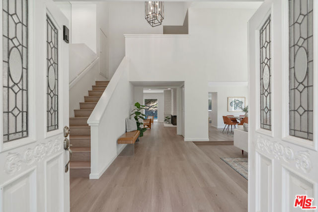 19 Rippling, Irvine CA: https://media.crmls.org/mediaz/ff648d66-23fb-4d2f-8a59-efbeceb27f86.jpg
