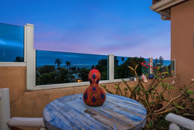 2744 Carlsbad Blvd., Carlsbad CA: https://media.crmls.org/mediaz/ff64cb7b-d562-42f5-ae71-0b54b2615dc7.jpg