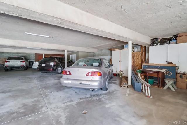 Detail Gallery Image 36 of 37 For 1762 Locust St #4,  San Diego,  CA 92106 - 2 Beds | 2/1 Baths
