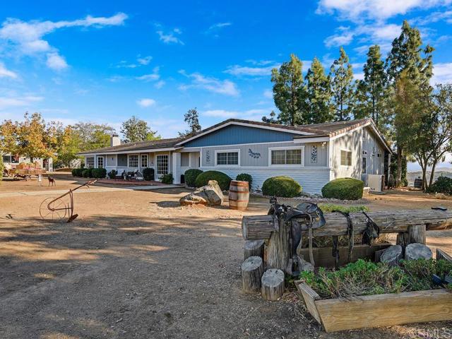 Detail Gallery Image 2 of 72 For 26767 Kiavo Drive, Valley Center,  CA 92082 - 3 Beds | 2 Baths