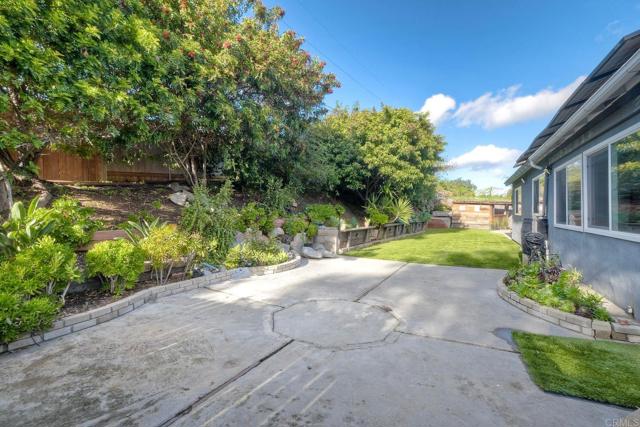 Detail Gallery Image 38 of 44 For 338 Rancho Vista Pl, Vista,  CA 92083 - 4 Beds | 2 Baths