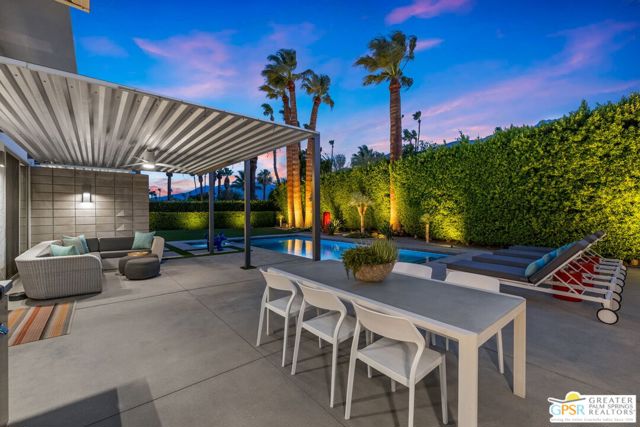 1449 N Via Miraleste, Palm Springs CA: https://media.crmls.org/mediaz/ff65f468-0b75-40e5-ba50-b8180b9d72df.jpg