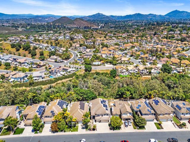 18145 Moon Song Court, Rancho Bernardo (San Diego) CA: https://media.crmls.org/mediaz/ff660f1b-b0e1-457f-9b6c-28527aeab2a7.jpg
