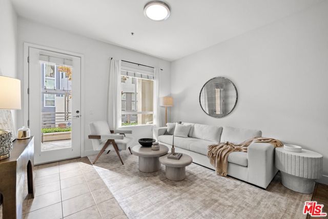 12920 Runway Road, 142 photo 4