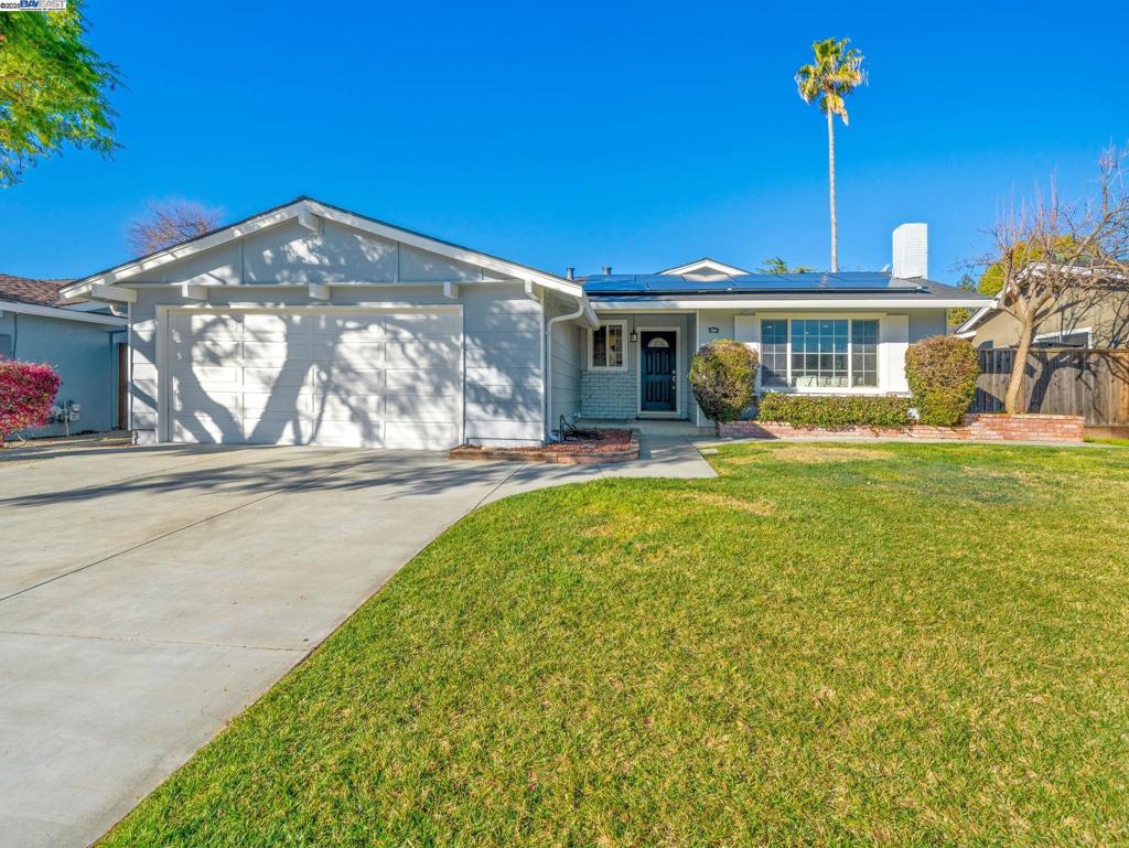 443 Calero Ave