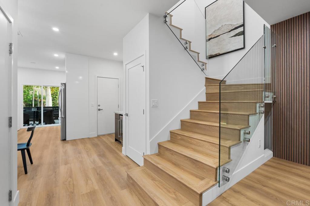 976 Sapphire Street - photo 15