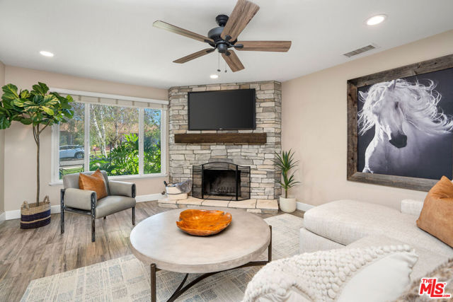 1218 Nonchalant Drive photo 4