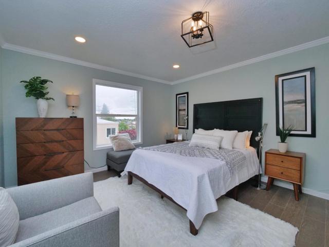 3000 56th Avenue, Oakland CA: https://media.crmls.org/mediaz/ff684860-7bf9-452c-9e9d-83b8e5a3c75f.jpg