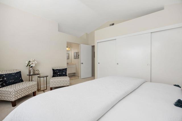 1766 Mount Way, Vista CA: https://media.crmls.org/mediaz/ff686586-c80d-466a-ada1-24a3498db3d7.jpg