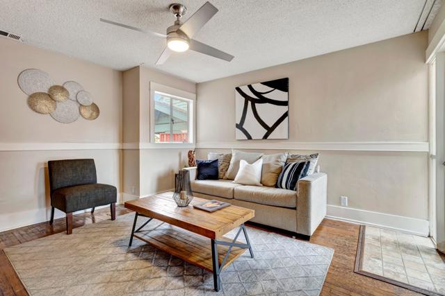 4232 Arden Way, San Diego CA: https://media.crmls.org/mediaz/ff68e4ef-bca2-4c30-a7e0-ca9ccd75a239.jpg