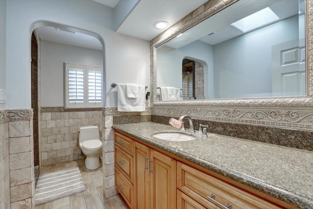 36 Coronado Pointe, Laguna Niguel CA: https://media.crmls.org/mediaz/ff697e0a-4218-40eb-82d0-c0ecf8899caf.jpg