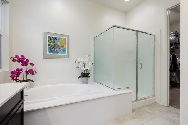 85568 Brovello Drive, Indio CA: https://media.crmls.org/mediaz/ff69ddf6-45de-4515-9c25-7ba46d11f596.jpg