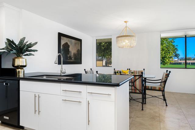 9 Rutgers Court, Rancho Mirage CA: https://media.crmls.org/mediaz/ff6a7852-b6e4-445d-81e3-c20a16573cbc.jpg