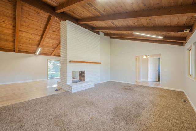 11745 Tam Oshanter Drive, Salinas CA: https://media.crmls.org/mediaz/ff6bdd9a-5fc9-4da7-95fb-cb3e7b44033f.jpg