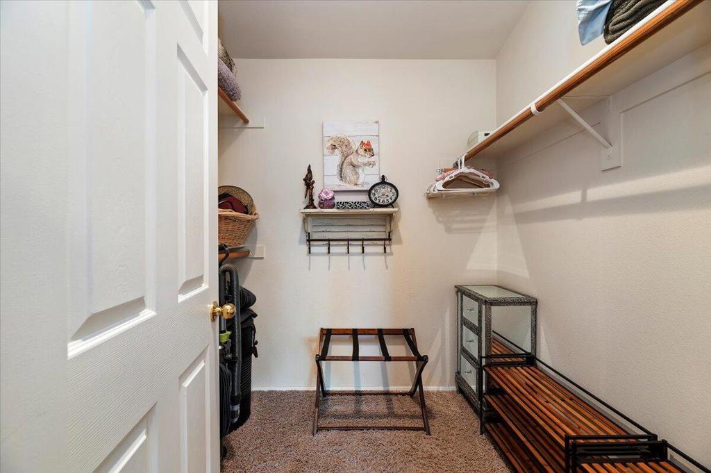 MLS #219139200DA image #17