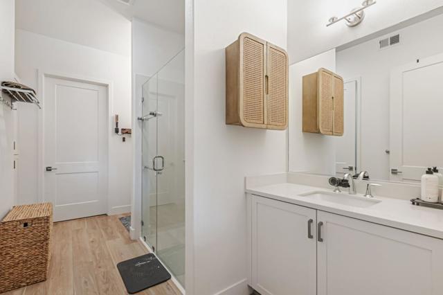 2250 Kilowatt Way, Fremont CA: https://media.crmls.org/mediaz/ff6d7dbe-664d-46ed-99b9-d40090adae2f.jpg