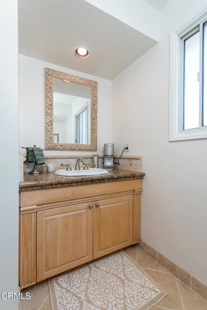 4841 Hill Street, La Canada Flintridge CA: https://media.crmls.org/mediaz/ff6da4d7-05f6-42a2-a42c-3757368bf99d.jpg