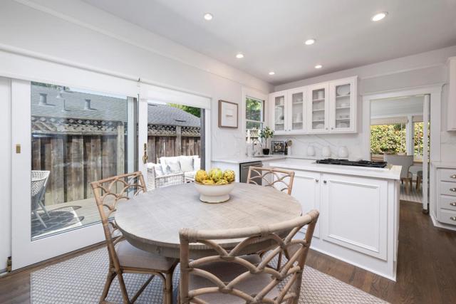 841 Fairfield Road, Burlingame CA: https://media.crmls.org/mediaz/ff6dbc4a-6e3b-4130-a409-4b82ee3fff85.jpg