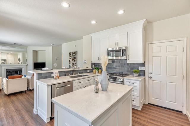 5889 Woodrose Way, Livermore CA: https://media.crmls.org/mediaz/ff6e0112-42d0-45c5-b105-258745cf279e.jpg