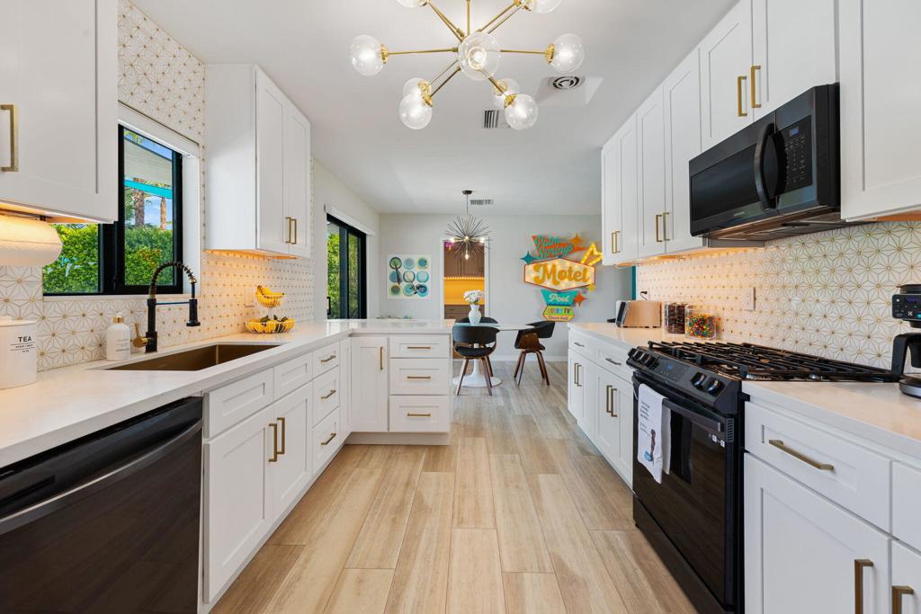 MLS #219137043DA image #2