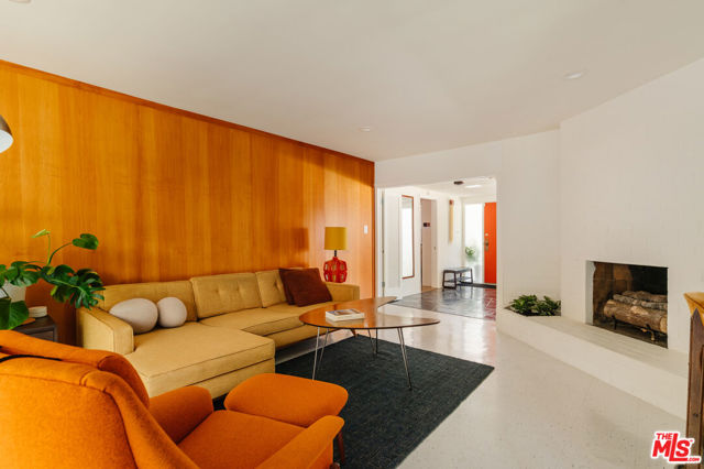 4220 Hillcrest Drive, Los Angeles CA: https://media.crmls.org/mediaz/ff70ad05-1b8c-4326-94ac-19d0dc861147.jpg