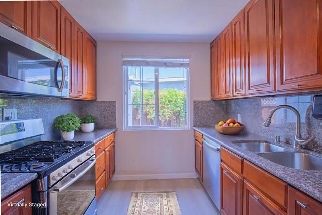 33613 14th Street, Union City CA: https://media.crmls.org/mediaz/ff70c48b-4864-4cc6-86ae-37d882908afa.jpg