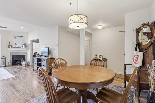 2445 Brant St, San Diego CA: https://media.crmls.org/mediaz/ff714551-0880-47df-aac7-4ff5b2bb237e.jpg