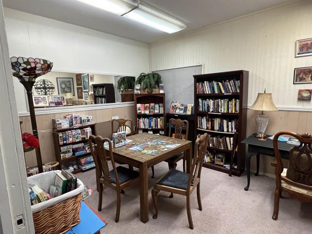 2130 Sunset Drive, Vista CA: https://media.crmls.org/mediaz/ff71a0fe-66ec-449c-bcb2-3326d2fc2992.jpg