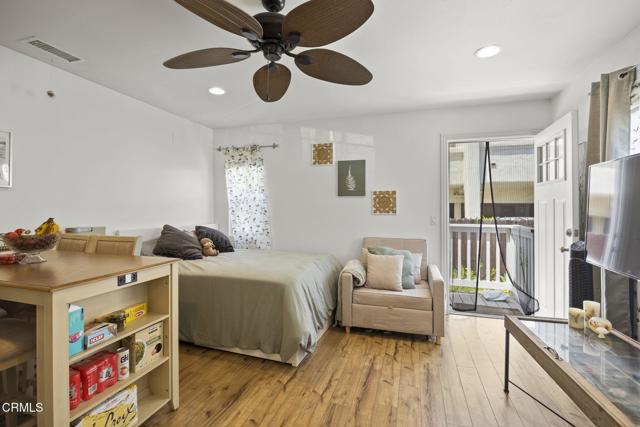 168 S Palm Street, Ventura CA: https://media.crmls.org/mediaz/ff71f300-9122-4a43-984b-b7cd8563ac42.jpg