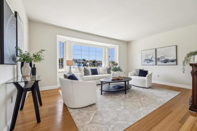 334 Sunfish Court, Foster City CA: https://media.crmls.org/mediaz/ff7224a5-e30c-4331-b56f-07b8e255090c.jpg