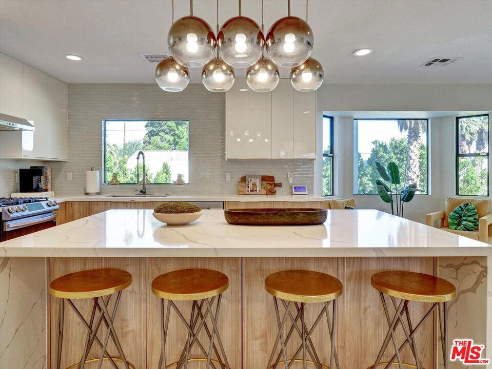 MLS #25619957 image #3