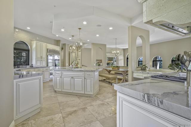 5305 La Crescenta, Rancho Santa Fe CA: https://media.crmls.org/mediaz/ff7544bc-2836-402b-a9bc-0239b763f31d.jpg