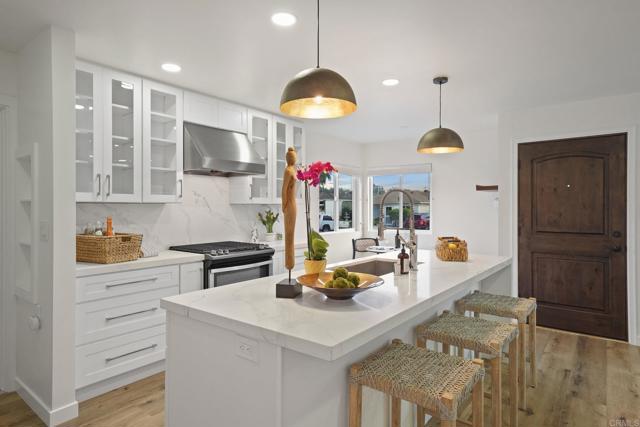 Detail Gallery Image 4 of 52 For 742 Snapdragon Street, Encinitas,  CA 92024 - 2 Beds | 1 Baths