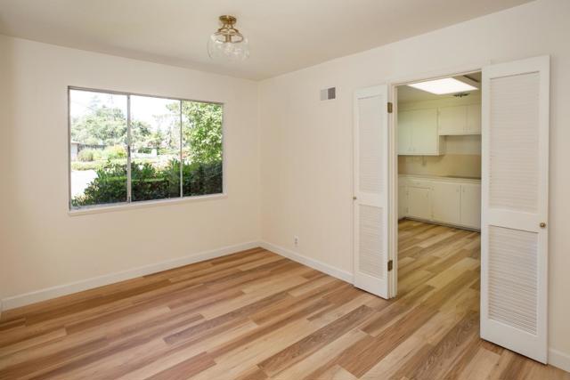945 Carmel Court, Los Altos CA: https://media.crmls.org/mediaz/ff78d60c-8b63-4af3-b9c6-e6ea0ef57c24.jpg