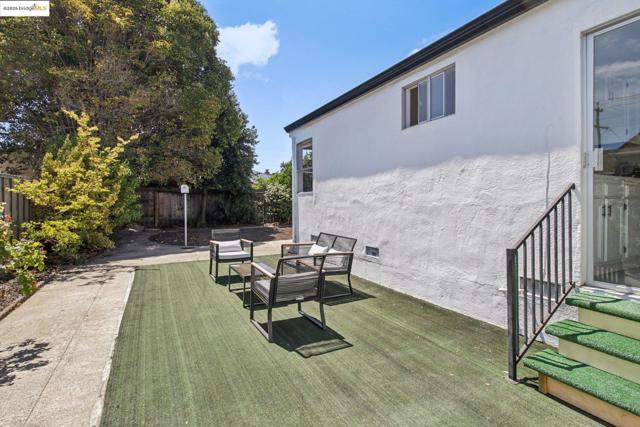 1881 Dolly Ave, San Leandro CA: https://media.crmls.org/mediaz/ff7b12a9-7a5c-4c34-8568-f4957b5f9058.jpg