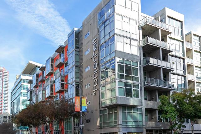 1025 Island Ave, San Diego CA: https://media.crmls.org/mediaz/ff7c8c6e-c32d-4f32-9d04-1f0979e725e4.jpg