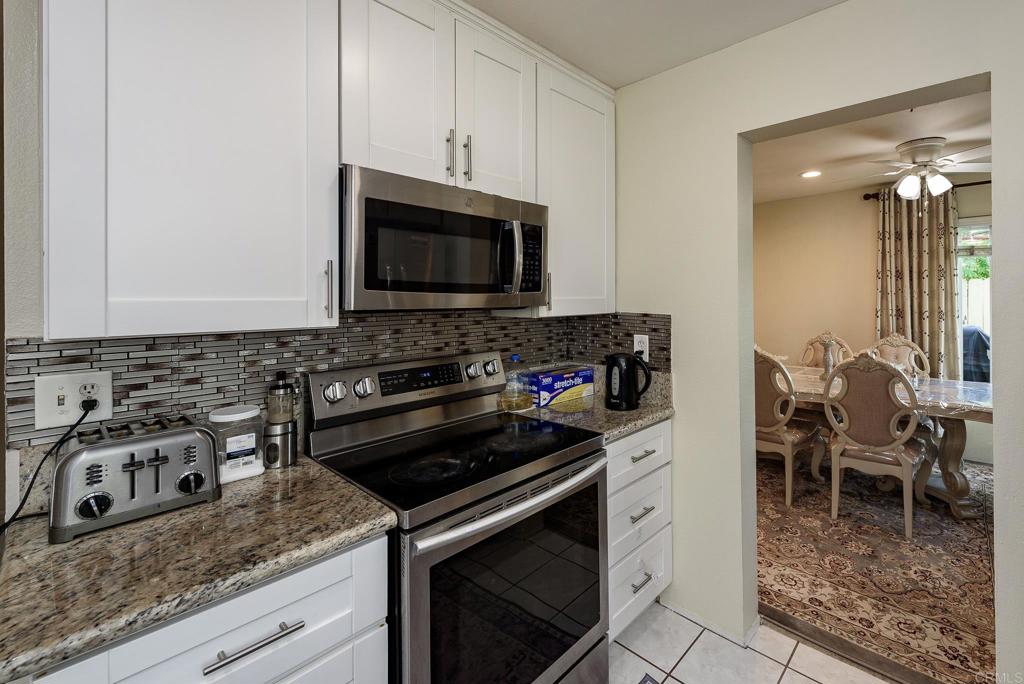 9378 Twin Mountain Circle - photo 6