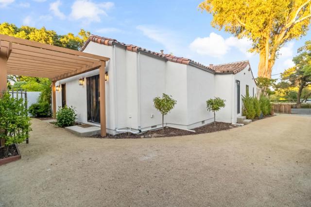 2030 Sand Hill Road, Menlo Park CA: https://media.crmls.org/mediaz/ff7dfd7a-379c-45a8-8125-97f349bf58a6.jpg