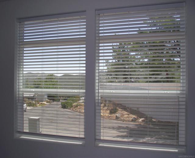 35109 Highway 79, Warner Springs CA: https://media.crmls.org/mediaz/ff7e4cf8-1d0f-4002-bf31-da7b9c821e80.jpg