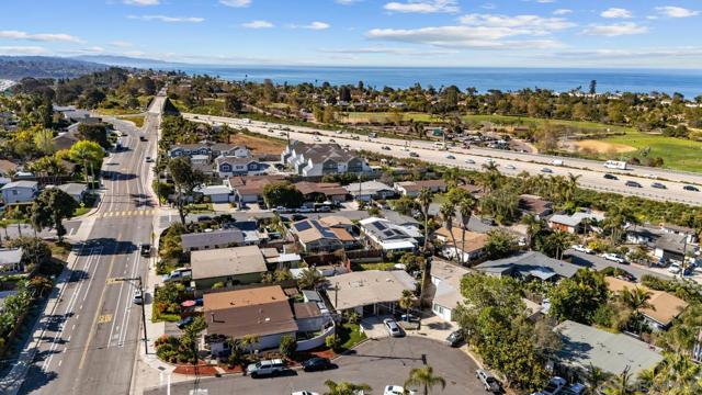 617 Cathy Ln, Cardiff by the Sea, California 92007, 2 Bedrooms Bedrooms, ,1 BathroomBathrooms,Single Family Residence,For Sale,Cathy Ln,250031805SD