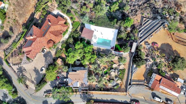 9586 Alto Dr, La Mesa CA: https://media.crmls.org/mediaz/ff7ea14a-7a60-4088-9d75-2c6ce45bc24c.jpg