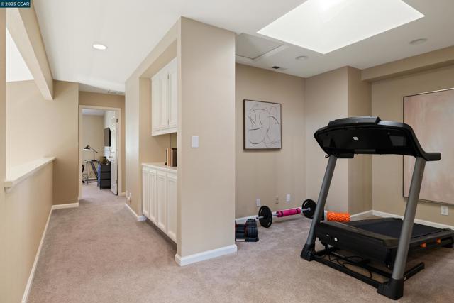 315 Glasgow Circle, Danville CA: https://media.crmls.org/mediaz/ff7fdbcb-007e-4d62-8307-d39d27114331.jpg