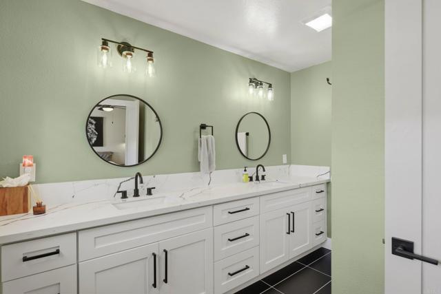 Detail Gallery Image 6 of 32 For 1651 S Juniper St #206,  Escondido,  CA 92025 - 3 Beds | 2/1 Baths