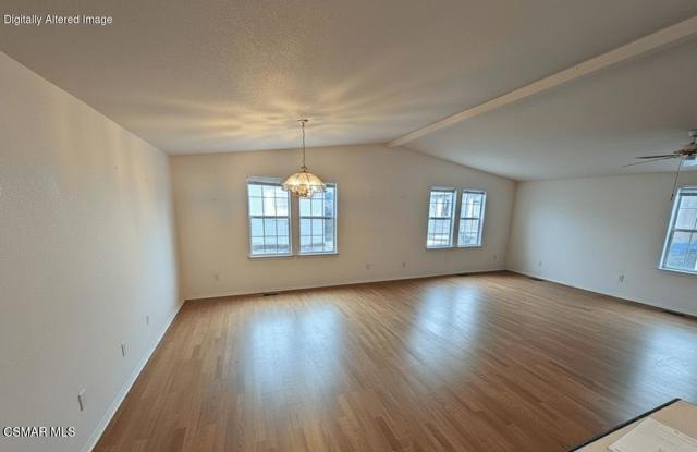 31 Via Paloma, Camarillo CA: https://media.crmls.org/mediaz/ff819c16-77de-492e-9575-5538422514c0.jpg