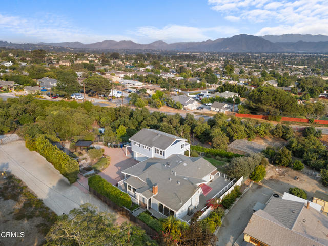2102 Buena Vista Drive, Camarillo CA: https://media.crmls.org/mediaz/ff81d1c4-2c84-43ef-8153-f1b732ab94a7.jpg