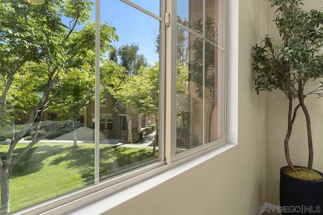 10689 New Grove Trail, San Diego CA: https://media.crmls.org/mediaz/ff81de11-86c7-437a-973e-df1eab3fbc45.jpg